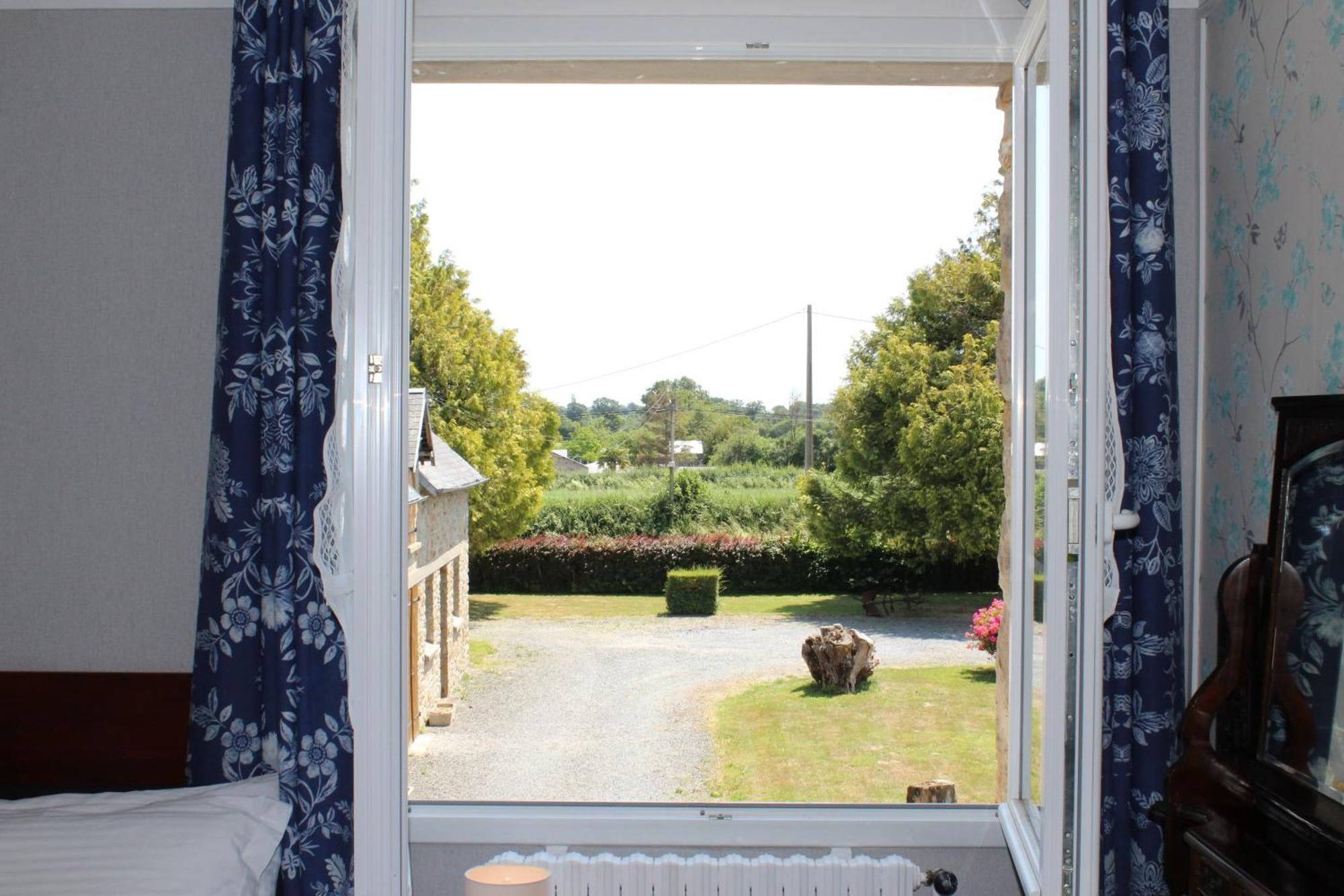 Le Clos Castel Raids Buitenkant foto