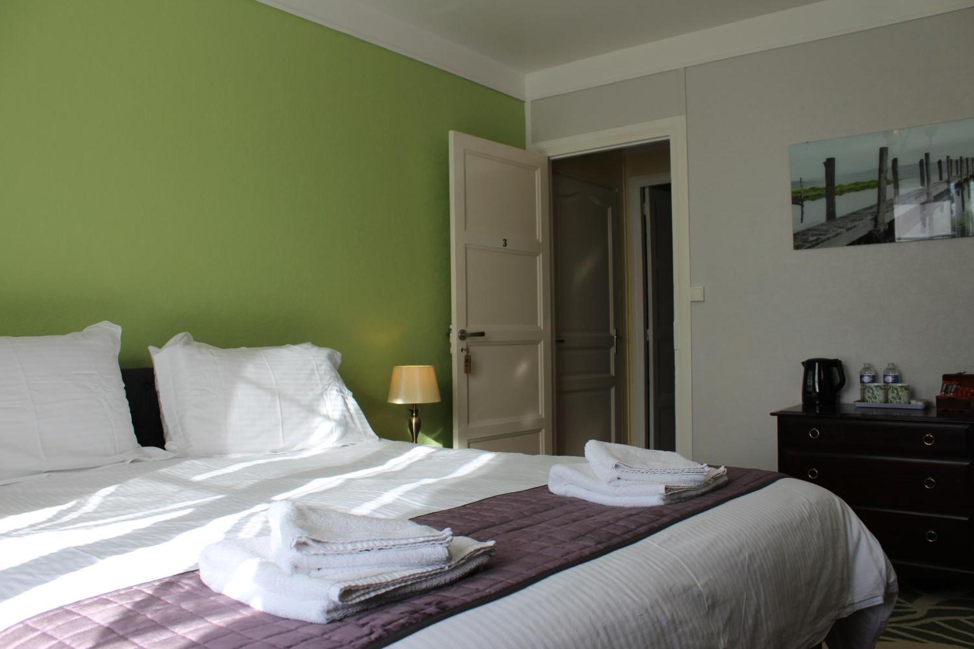 Le Clos Castel Raids Buitenkant foto